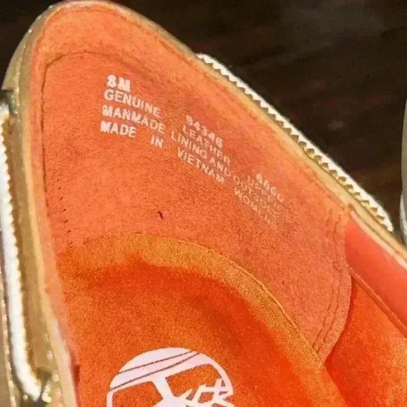 Timberland Women Leather Skipher Mule Like New 3”Wedge With‎ Classic Logo Sz 8 - Picture 12 of 12